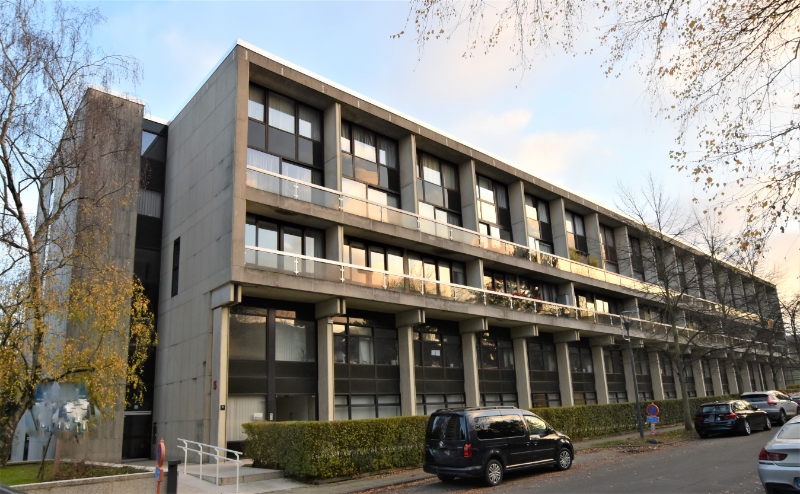 Large office space for sale in Watermael-Boitsfort