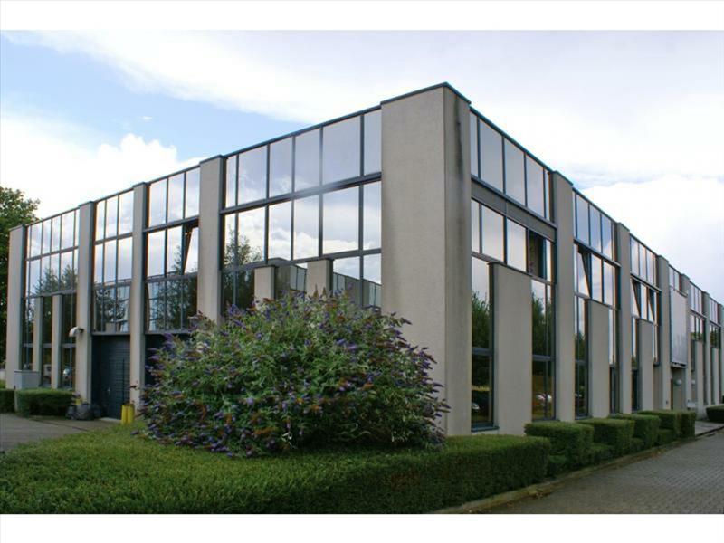 Flexible office space in Business Park