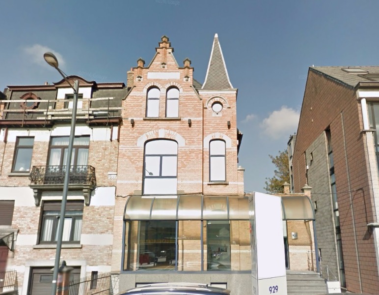 Very nice office building located along the Chaussée de Louvain