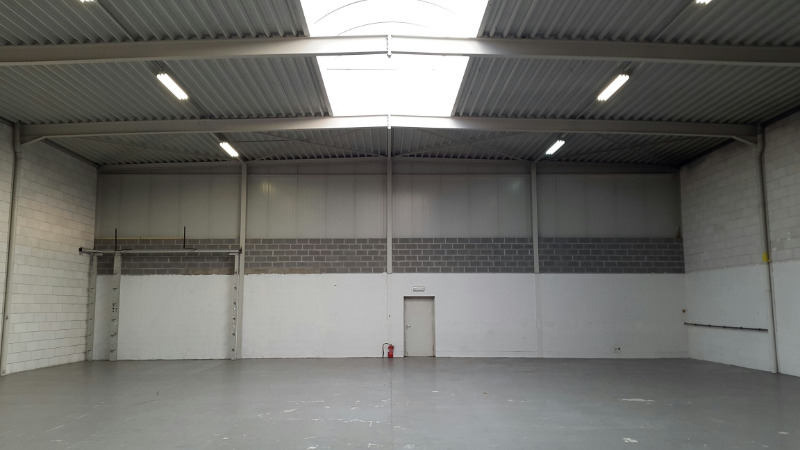 Warehouse and offices for rent in Zaventem!