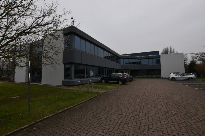 Offices with storage for rent in Zaventem