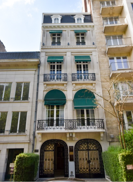 Prestigious building for sale in Uccle