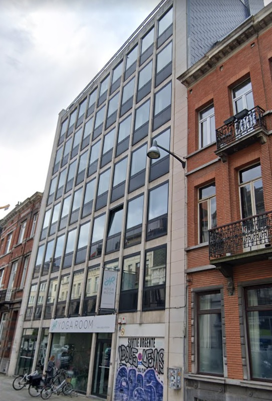 Office building to let Rue Defacqz.