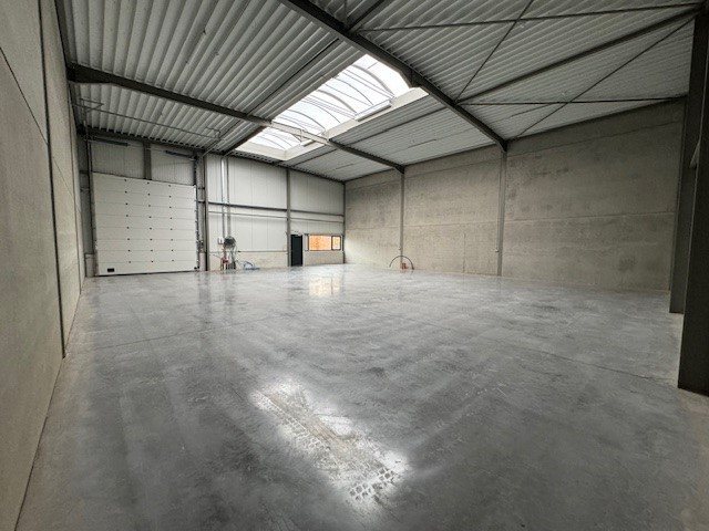 Newly built SME unit for rent on prime location!